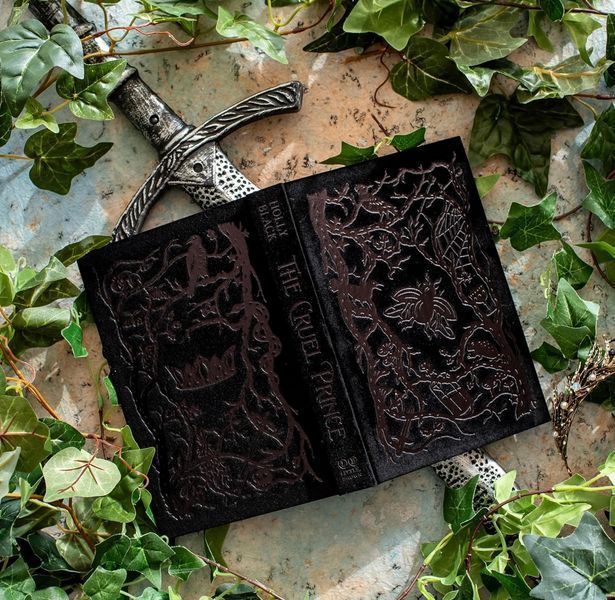 The Cruel Prince Collector's Edition: Collector Edition, the: 1 Holly Black 000289 фото